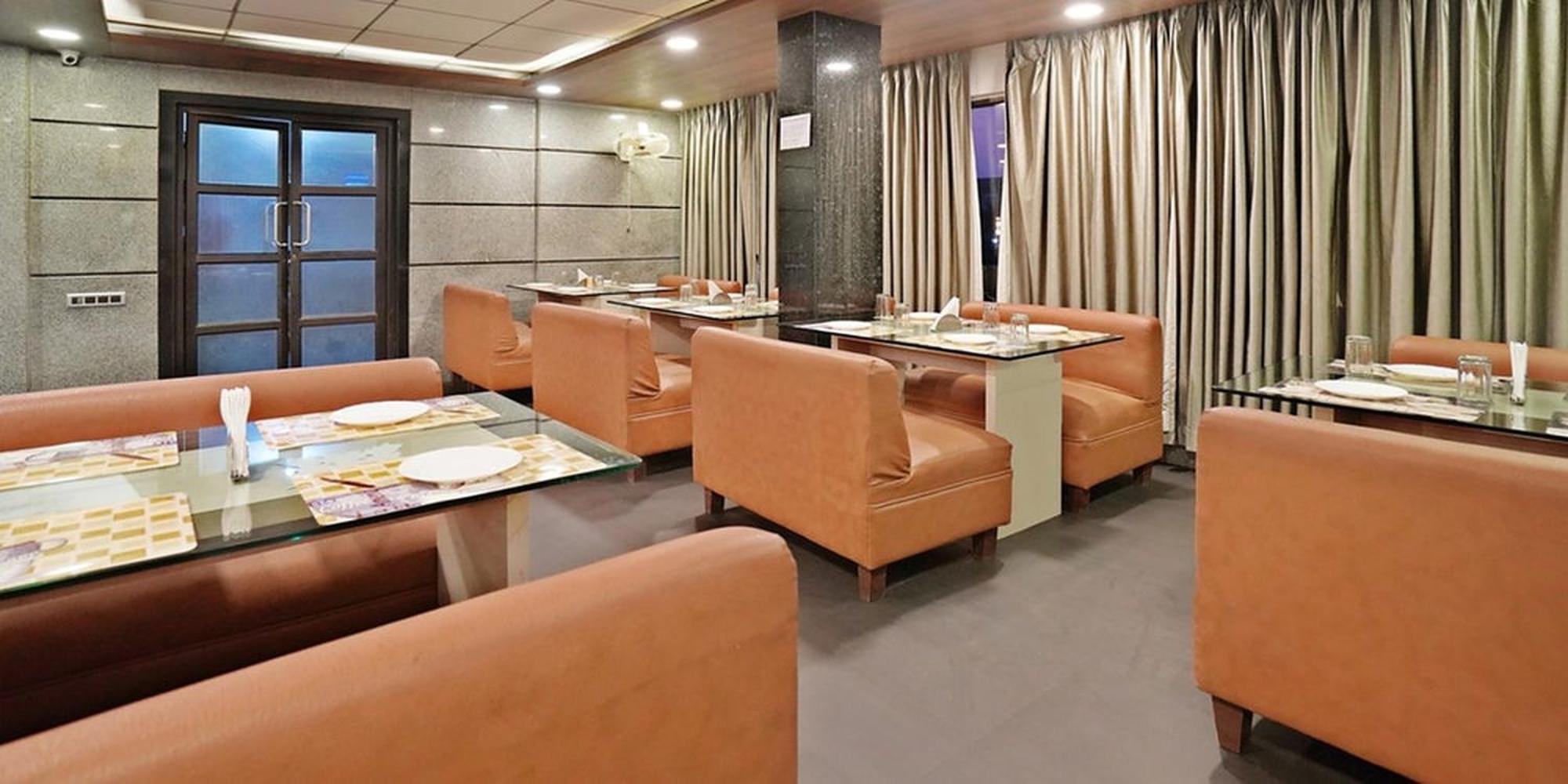 Gold Coast Beach Resort Puri Exterior photo